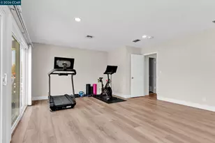 327 Mt Washington Way, Clayton, CA 94517 - Photo 32