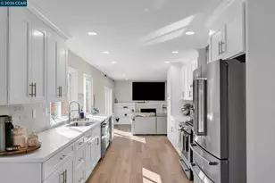 327 Mt Washington Way, Clayton, CA 94517 - Photo 14