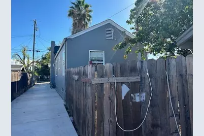 24 Mountain View Ave, Bay Point, CA 94565 - Photo 2