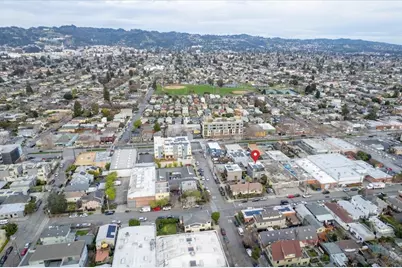 1034 Grayson Street, Berkeley, CA 94710 - Photo 38