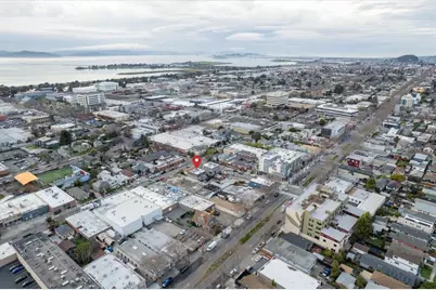 1034 Grayson Street, Berkeley, CA 94710 - Photo 40