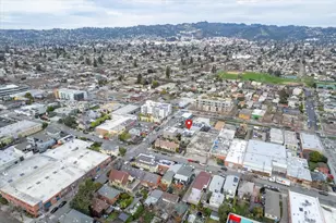 1034 Grayson St, Berkeley, CA 94710 - Photo 36