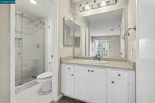 485 Canyon Oaks Dr, Oakland, CA 94605 - Photo 20