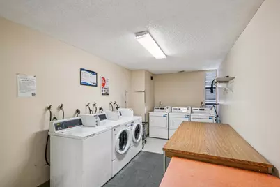 85 Vernon St #208, Oakland, CA 94610 - Photo 28