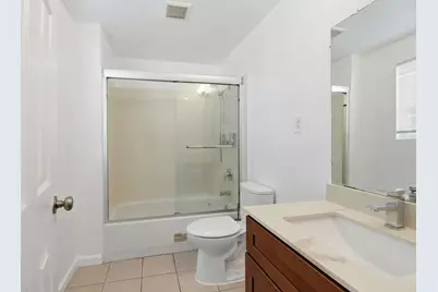 2122 25th St, Oakland, CA 94606 - Photo 26
