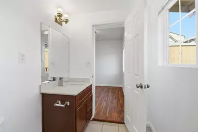 2122 25th St, Oakland, CA 94606 - Photo 28