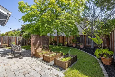 34294 Dunhill Dr, Fremont, CA 94555 - Photo 46