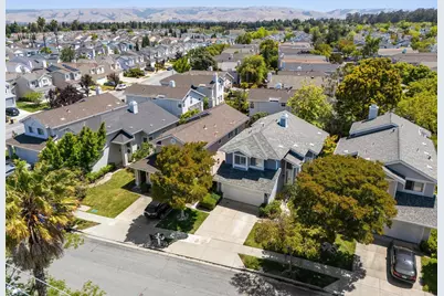 34294 Dunhill Dr, Fremont, CA 94555 - Photo 48