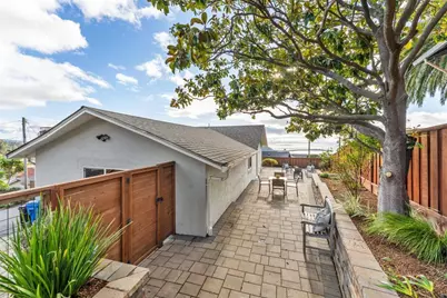 8170 Terrace Dr, El Cerrito, CA 94530 - Photo 38
