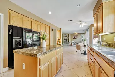 5391 Fernbank Dr, Concord, CA 94521 - Photo 14