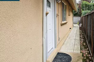 909 Santa Lucia Dr, Pleasant Hill, CA 94523 - Photo 46