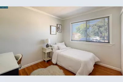 909 Santa Lucia Dr, Pleasant Hill, CA 94523 - Photo 16