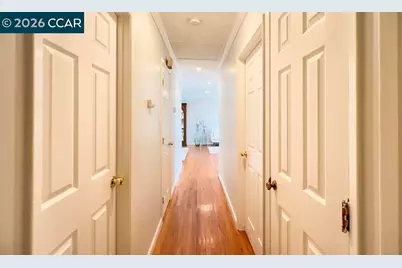 909 Santa Lucia Dr, Pleasant Hill, CA 94523 - Photo 14