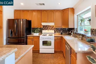 909 Santa Lucia Dr, Pleasant Hill, CA 94523 - Photo 10