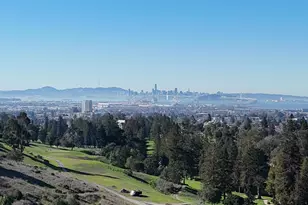 82 Wilding Ln, Oakland, CA 94611 - Photo 10