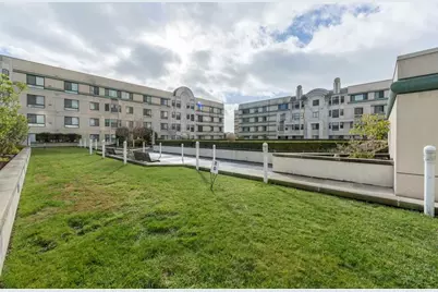 988 Franklin Street #710, Oakland, CA 94607 - Photo 8