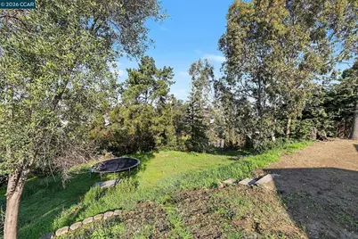 837 Marie Ave, Martinez, CA 94553 - Photo 24