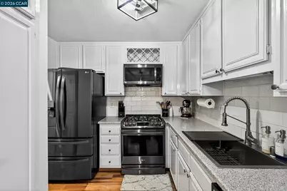 801 Orion #7, Hercules, CA 94547 - Photo 18