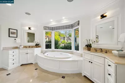 910 Carl Rd, Lafayette, CA 94549 - Photo 32