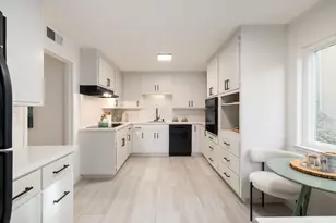 2324 Lakeshore Ave, Oakland, CA 94606 - Photo 16