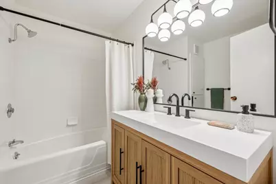 2324 Lakeshore Ave, Oakland, CA 94606 - Photo 34