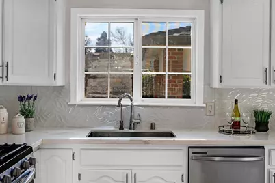 36001 Cabrillo Dr, Fremont, CA 94536 - Photo 10