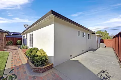 36001 Cabrillo Dr, Fremont, CA 94536 - Photo 34