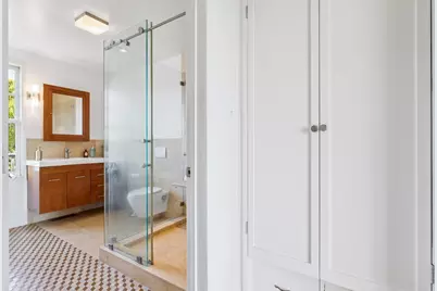 28 Marina Court Dr, San Rafael, CA 94901 - Photo 20