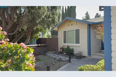 2132 Misty Ct, Pittsburg, CA 94565 - Photo 4