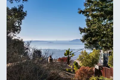 111 Fairlawn Dr, Berkeley, CA 94708 - Photo 24