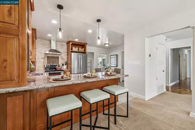 876 Santa Ana Dr, Pittsburg, CA 94565 - Photo 14