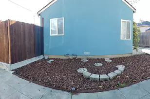 6130 Van Fleet Ave, Richmond, CA 94804 - Photo 14