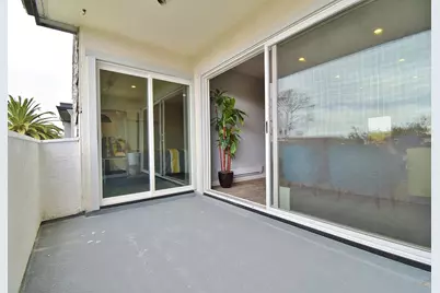 325 Kitty Hawk Rd #304, Alameda, CA 94501 - Photo 6