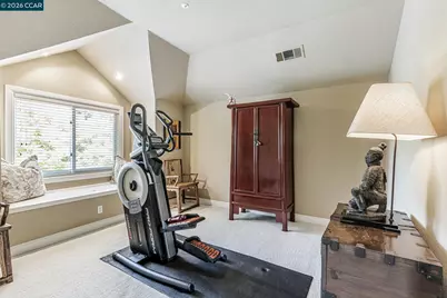 4 Julianna Ct, Moraga, CA 94556 - Photo 24