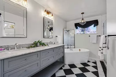 7554 Sunkist Dr, Oakland, CA 94605 - Photo 34