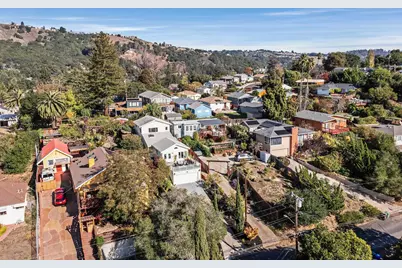 7554 Sunkist Dr, Oakland, CA 94605 - Photo 42