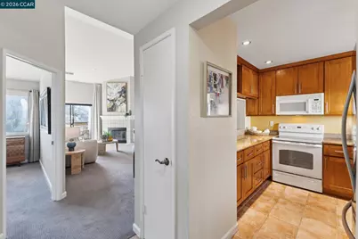 1632 Villa Way, Walnut Creek, CA 94595 - Photo 8