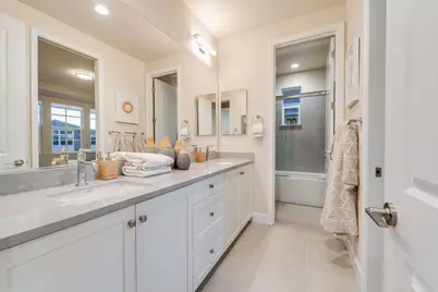 32613 Singh Circle, Union City, CA 94587 - Photo 24