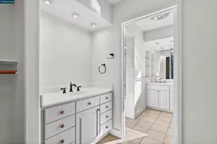 15 Fairway Pl, Fairfield, CA 94534 - Photo 24