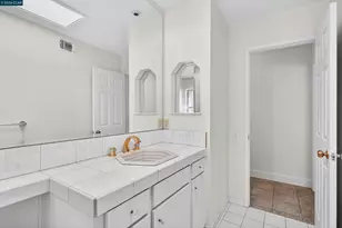 15 Fairway Pl, Fairfield, CA 94534 - Photo 36