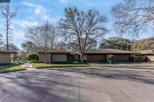 15 Fairway Pl, Fairfield, CA 94534 - Photo 2