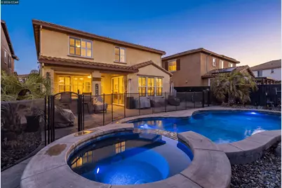 515 Cherry St, Dixon, CA 95620 - Photo 1