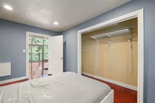 6208 Oakdale Ave, Oakland, CA 94605 - Photo 12