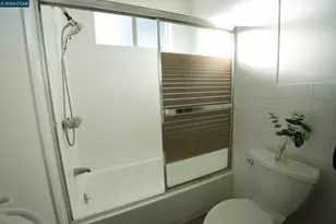 1625 Thrush Ave, San Leandro, CA 94578 - Photo 14