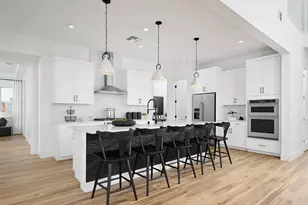 18632 Back Bay Dr, Lathrop, CA 95330 - Photo 2