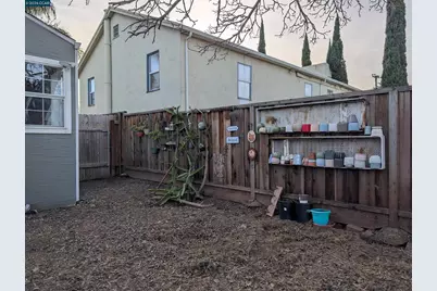 35 Jefferson St, Bay Point, CA 94565 - Photo 10