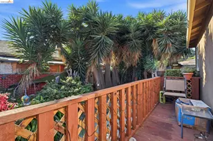 127 Hampton Rd, Hayward, CA 94541 - Photo 22