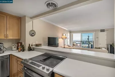 2 Panoramic Way #304, Berkeley, CA 94704 - Photo 10
