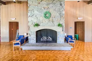 8 Admiral Dr, Emeryville, CA 94608 - Photo 38