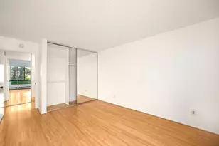 8 Admiral Dr, Emeryville, CA 94608 - Photo 12